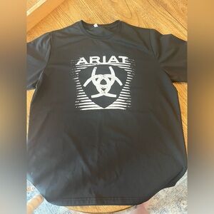 Ariat Women's Black Graphic Top. Excellent Condition.